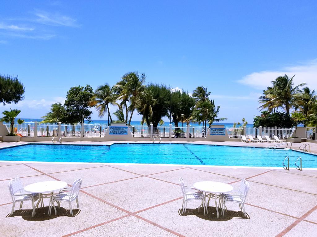 Beachfront Coral Beach Condo San Juan Exteriér fotografie