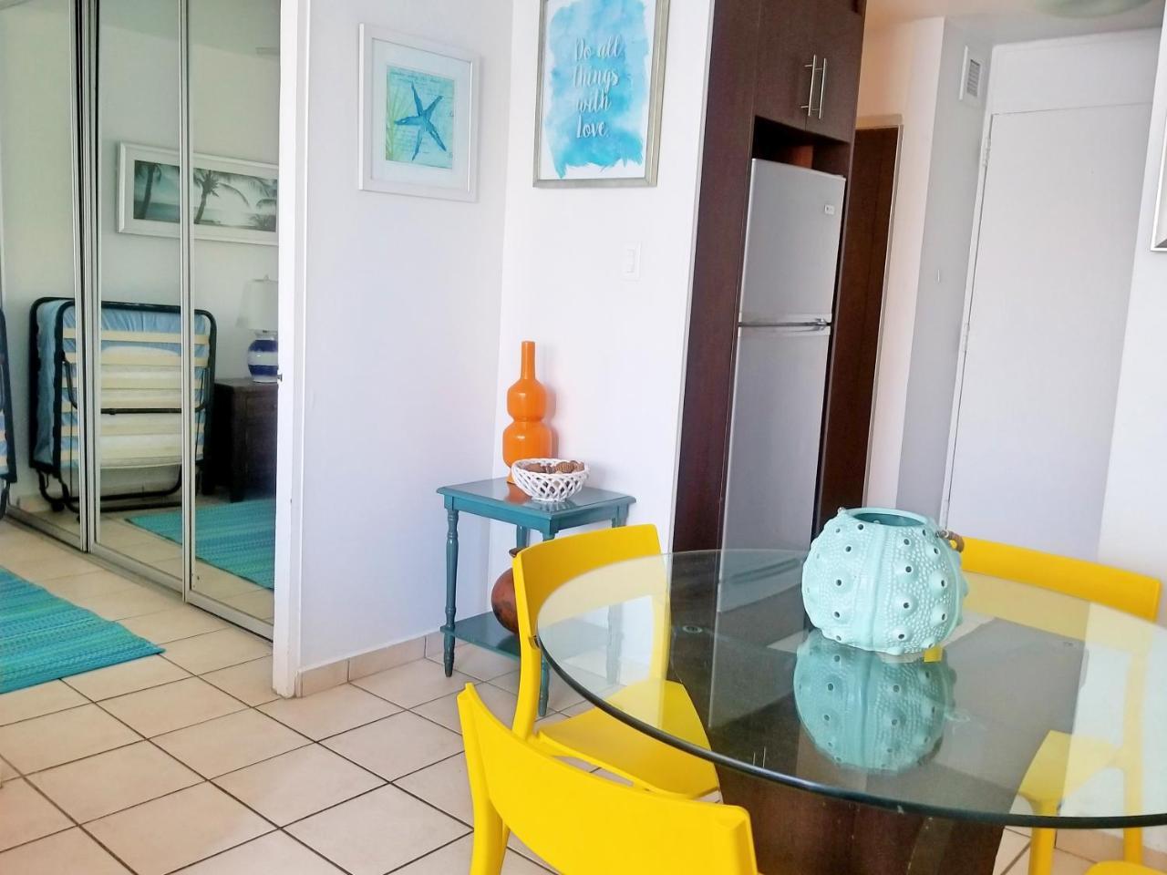 Beachfront Coral Beach Condo San Juan Exteriér fotografie